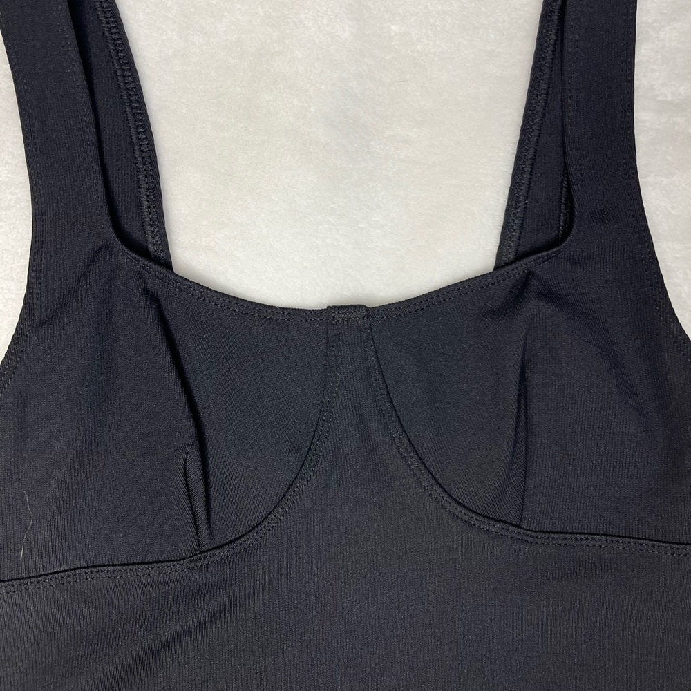 Aritzia/Wilfred Tank - black - XS